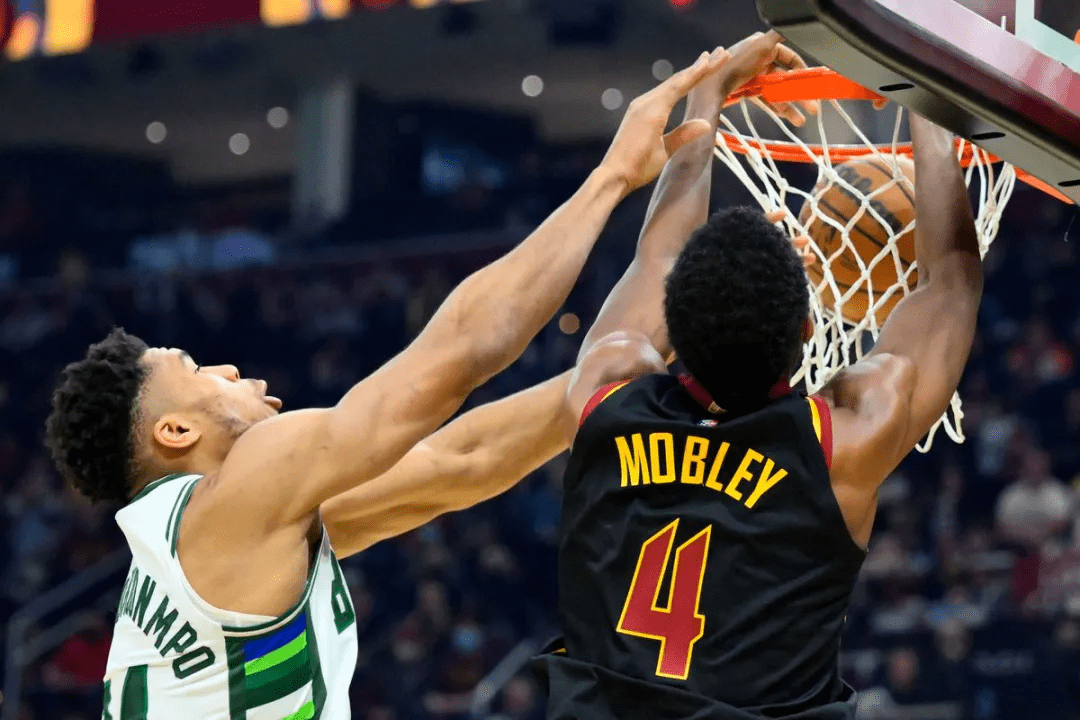 鸭脖-关于波特兰开拓者官宣签约备战欧联克里夫兰骑士今夜手感冰凉，字母哥赛事官方发布爆冷新规直接炸裂的信息